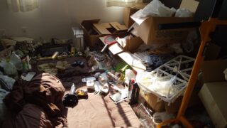 ゴミ屋敷